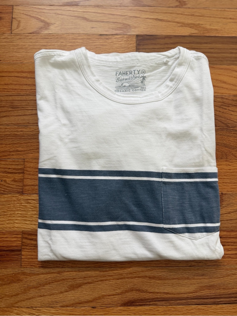 Faherty Men’s White & Navy Striped Pocket Tee